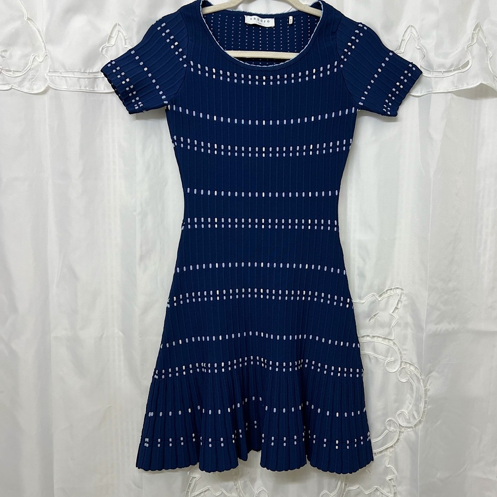 Elegant Navy Blue Knit Dress